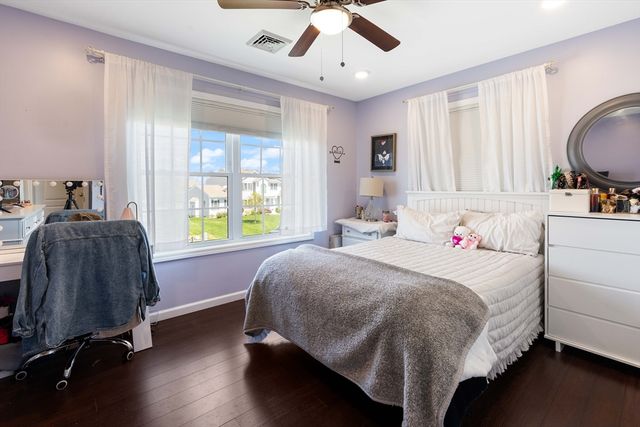 55 Sloop Drive, Portsmouth, RI 02871