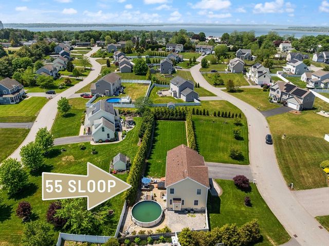 55 Sloop Drive, Portsmouth, RI 02871