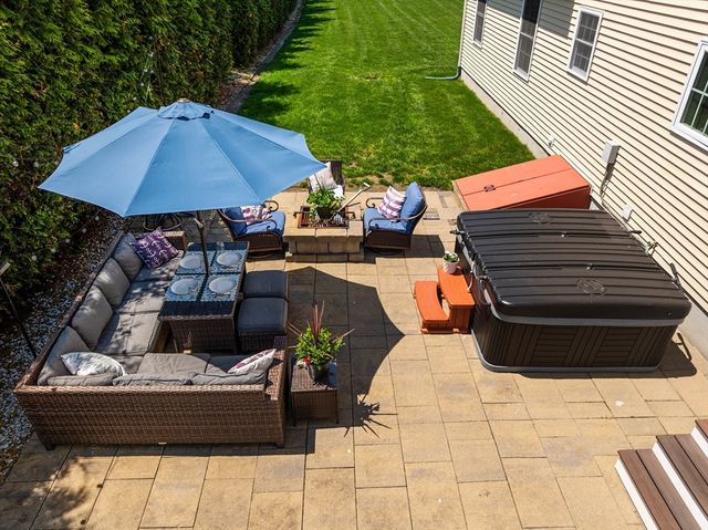 55 Sloop Drive, Portsmouth, RI 02871