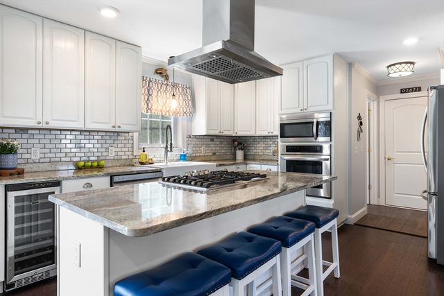 55 Sloop Drive, Portsmouth, RI 02871