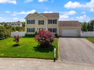 55 Sloop Drive, Portsmouth, RI 02871