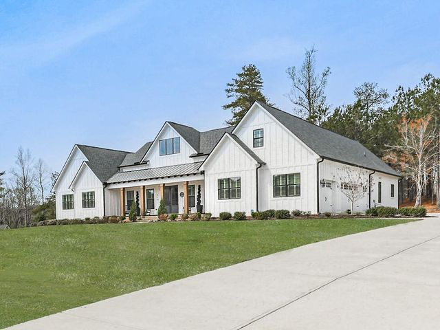 415 London Road, Ball Ground, GA 30107