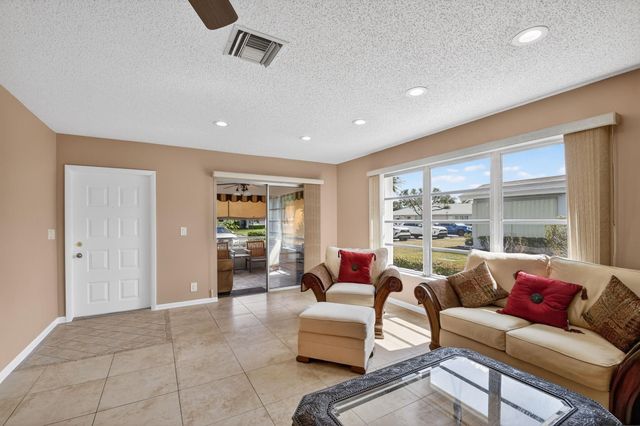 14689 E Canalview Drive A, Delray Beach, FL 33484