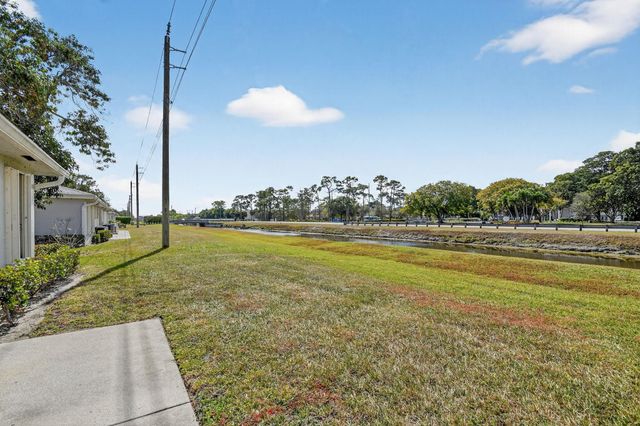 14689 E Canalview Drive A, Delray Beach, FL 33484