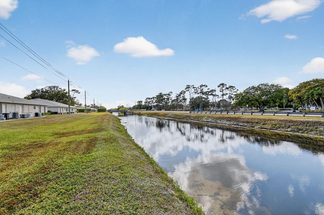 14689 E Canalview Drive A, Delray Beach, FL 33484