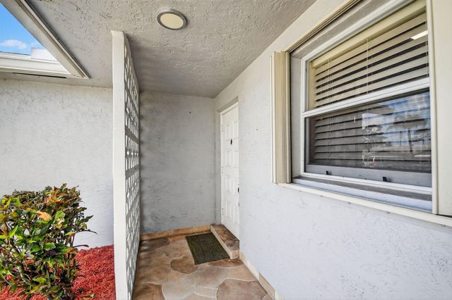 14689 E Canalview Drive A, Delray Beach, FL 33484