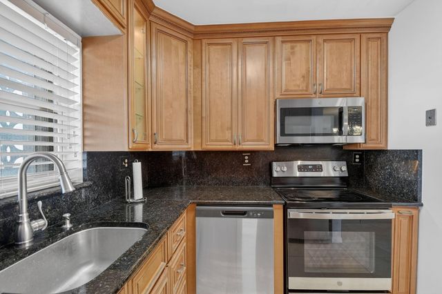 14689 E Canalview Drive A, Delray Beach, FL 33484