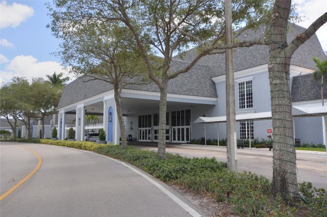 357 Saxony H 357, Delray Beach, FL 33446