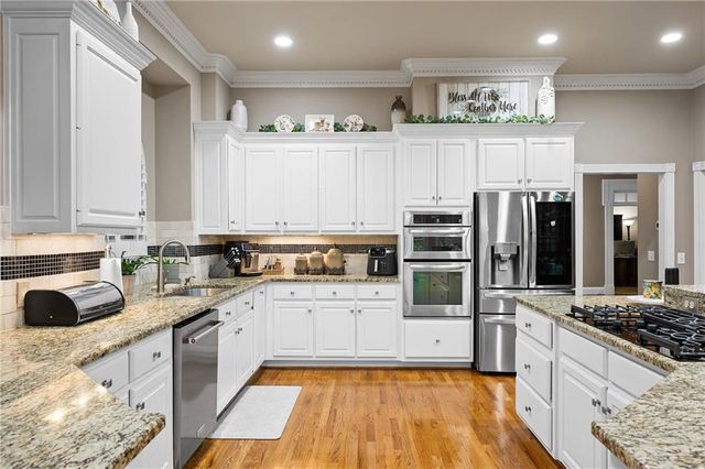235 N Smead Court, Roswell, GA 30076