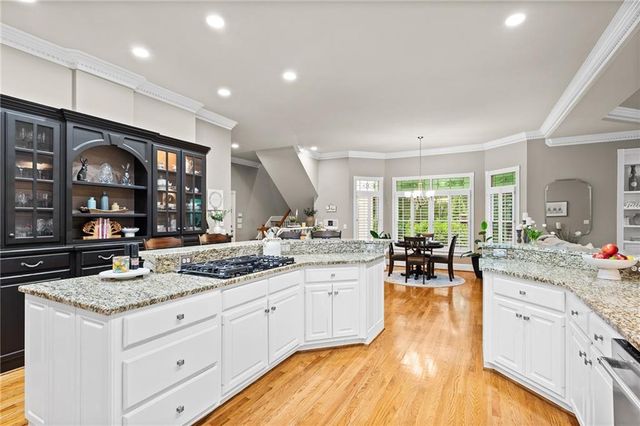 235 N Smead Court, Roswell, GA 30076