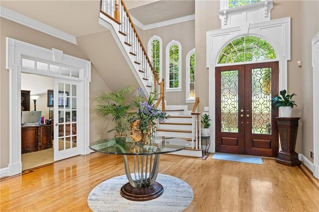 235 N Smead Court, Roswell, GA 30076