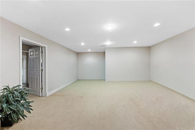 235 N Smead Court, Roswell, GA 30076