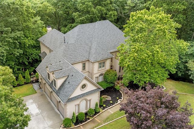 235 N Smead Court, Roswell, GA 30076