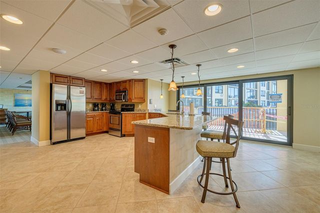 8710 MIDNIGHT PASS ROAD 501b, Sarasota, FL 34242