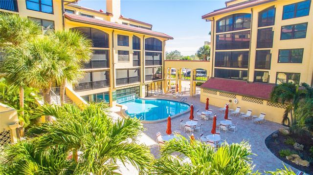 8710 MIDNIGHT PASS ROAD 501b, Sarasota, FL 34242