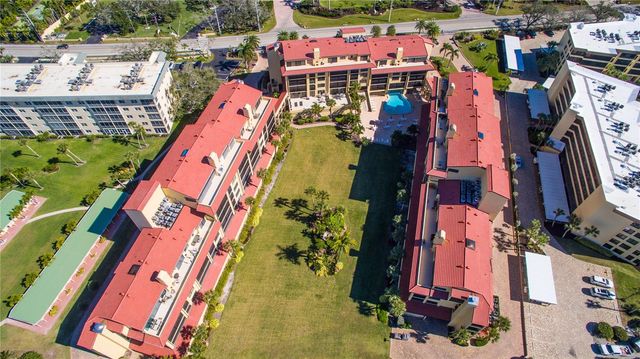 8710 MIDNIGHT PASS ROAD 501b, Sarasota, FL 34242