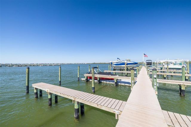 8710 MIDNIGHT PASS ROAD 501b, Sarasota, FL 34242