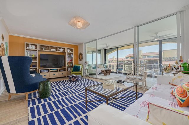 8710 MIDNIGHT PASS ROAD 501b, Sarasota, FL 34242