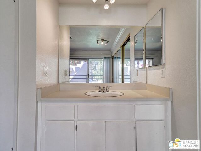 32505 Candlewood Drive 12, Cathedral City, CA 92234