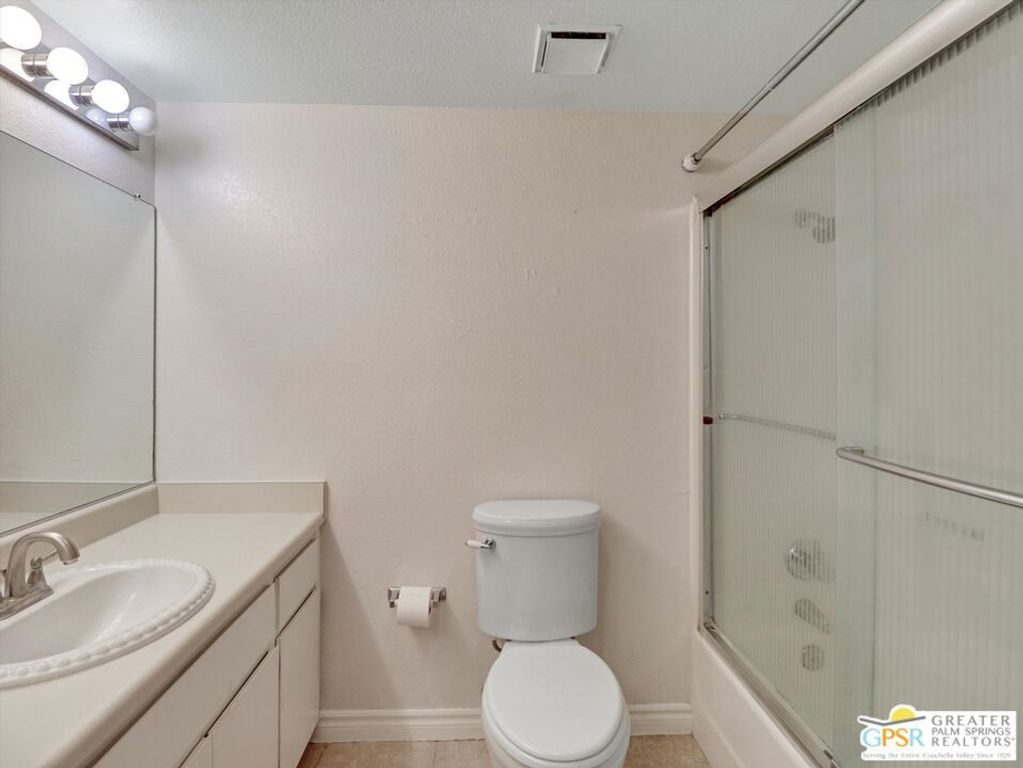 Image 10 of property listing at 32505 Candlewood Drive 12, Cathedral City, CA 92234