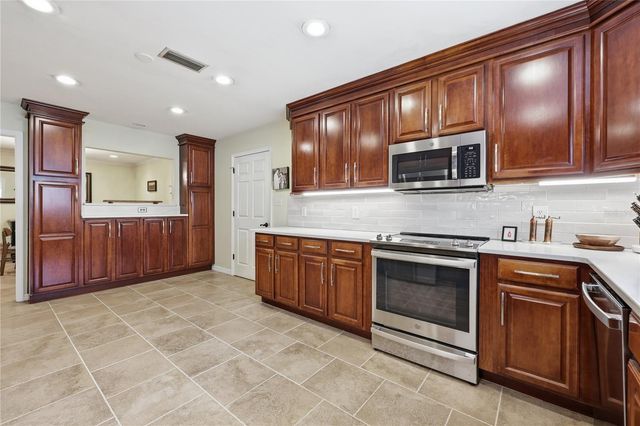 1621 NW 94TH STREET, Gainesville, FL 32606