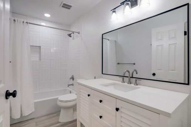 138 Summer Storm Place, Spring, TX 77381