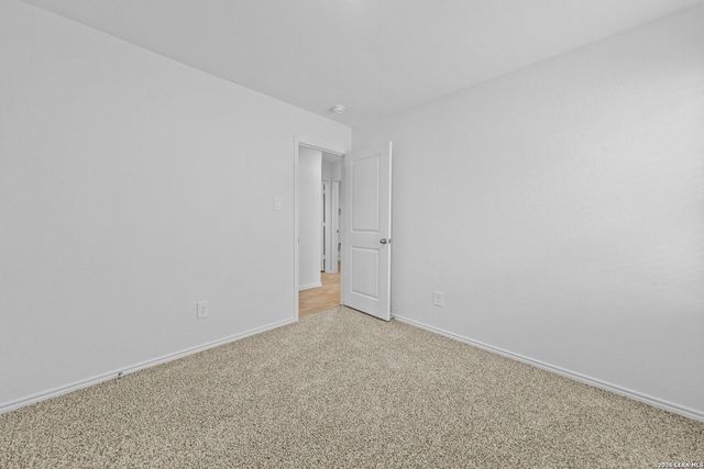 16068 Mahogany Way, Elmendorf, TX 78112