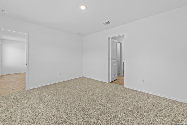 16068 Mahogany Way, Elmendorf, TX 78112