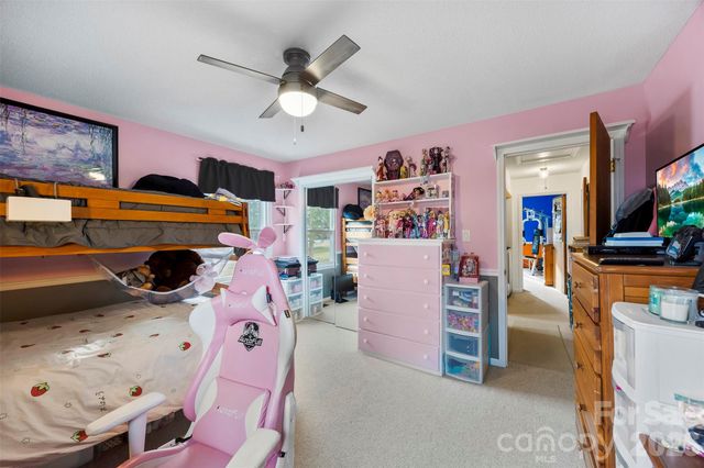 2600 Castlewood Drive, Gastonia, NC 28056