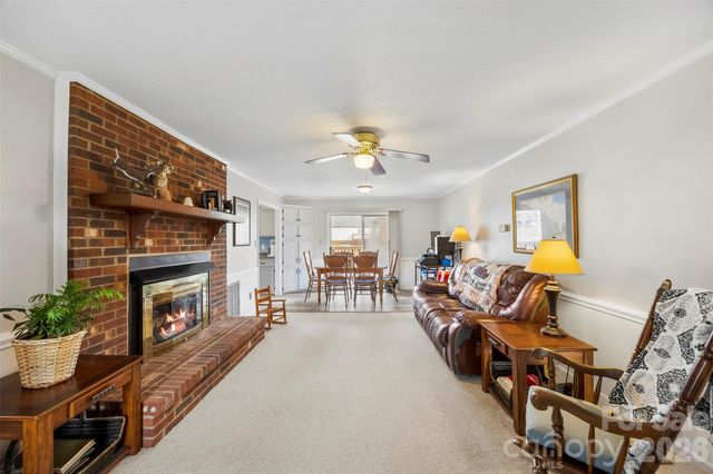 2600 Castlewood Drive, Gastonia, NC 28056