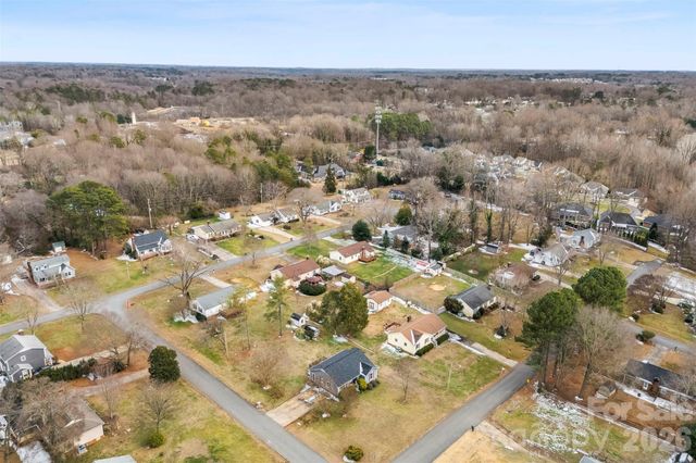 2600 Castlewood Drive, Gastonia, NC 28056