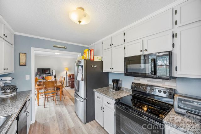 2600 Castlewood Drive, Gastonia, NC 28056