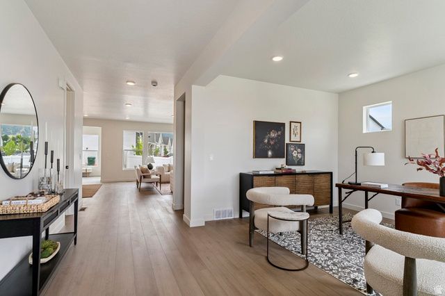 1224 E AMARYLIS WAY, Layton, UT 84040