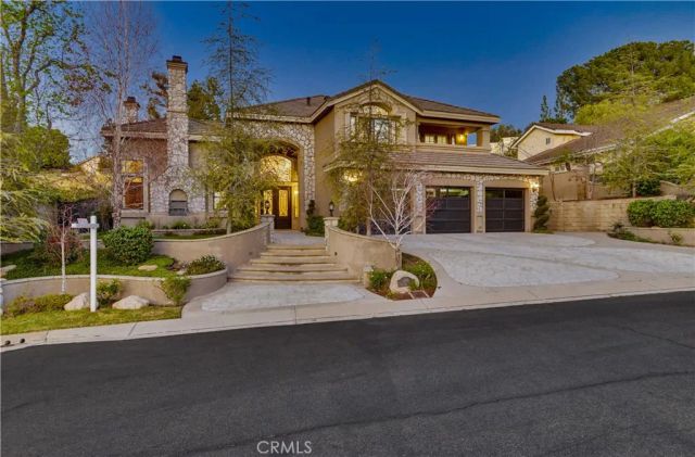 260 S Willowcreek, Anaheim, CA 92808