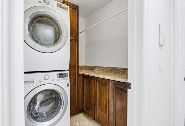 260 S Willowcreek, Anaheim, CA 92808