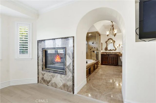 260 S Willowcreek, Anaheim, CA 92808