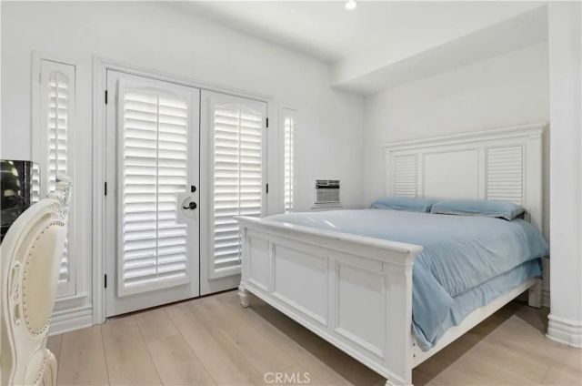 260 S Willowcreek, Anaheim, CA 92808