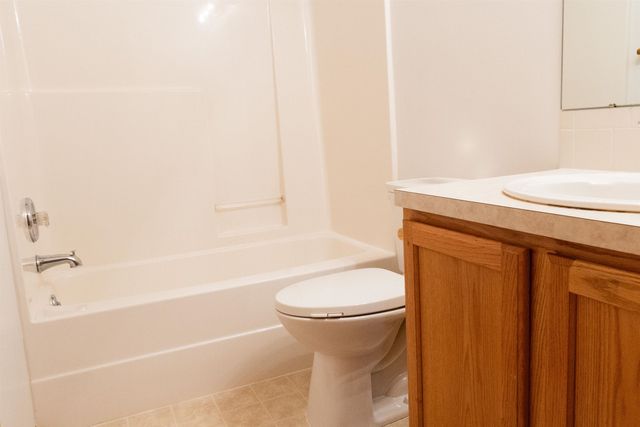 824 S Red Oaks, Wichita, KS 67207