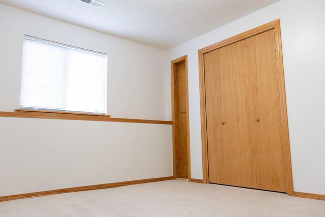 824 S Red Oaks, Wichita, KS 67207