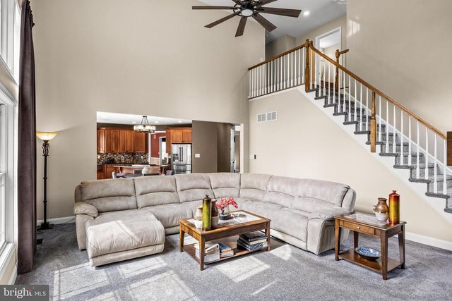 36 WINDING WAY, Mullica Hill, NJ 08062