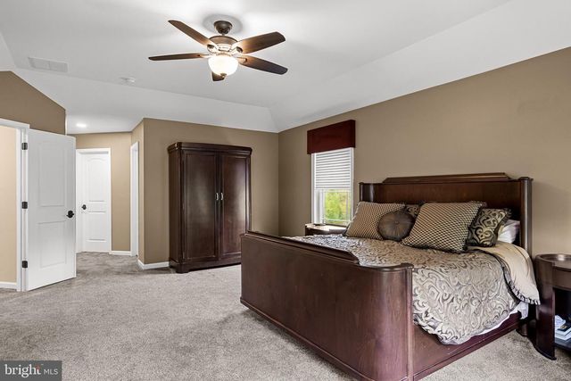 36 WINDING WAY, Mullica Hill, NJ 08062