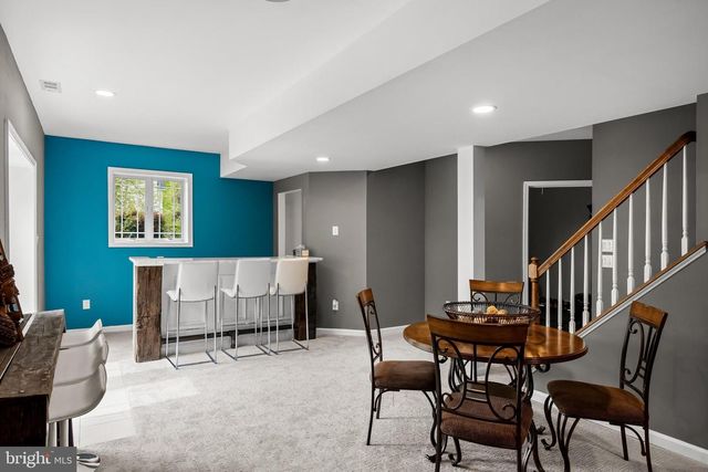 36 WINDING WAY, Mullica Hill, NJ 08062