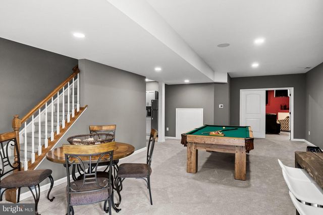 36 WINDING WAY, Mullica Hill, NJ 08062