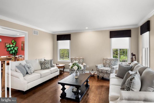 36 WINDING WAY, Mullica Hill, NJ 08062