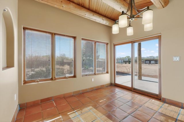 5566 Corrales Road, Corrales, NM 87048