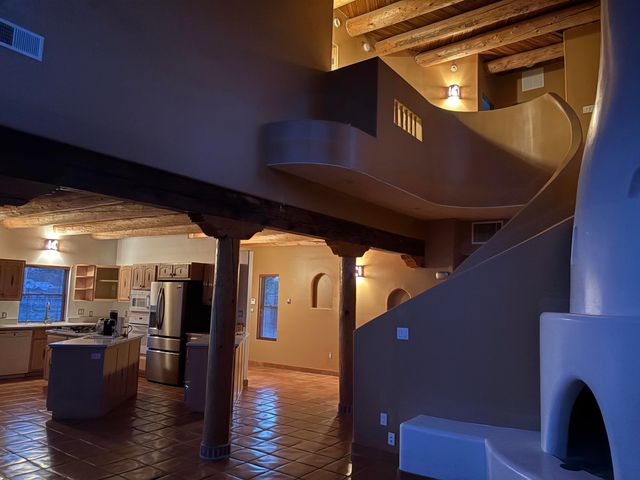 5566 Corrales Road, Corrales, NM 87048