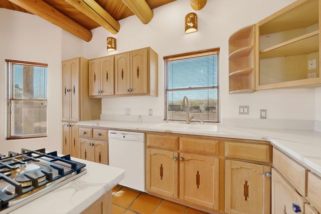 5566 Corrales Road, Corrales, NM 87048