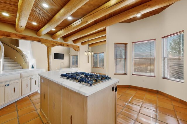 5566 Corrales Road, Corrales, NM 87048