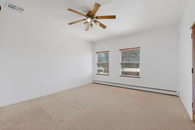 5566 Corrales Road, Corrales, NM 87048