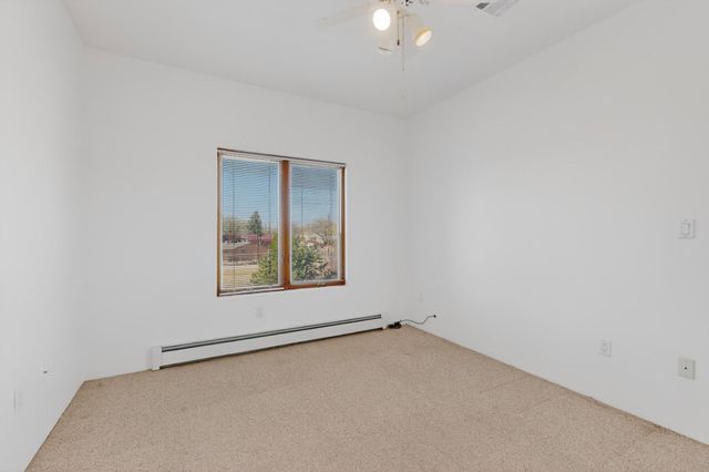 5566 Corrales Road, Corrales, NM 87048